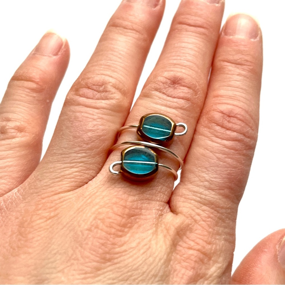 Artisan Silver Plated and Teal Bead Double Band Ring Adjustable Size